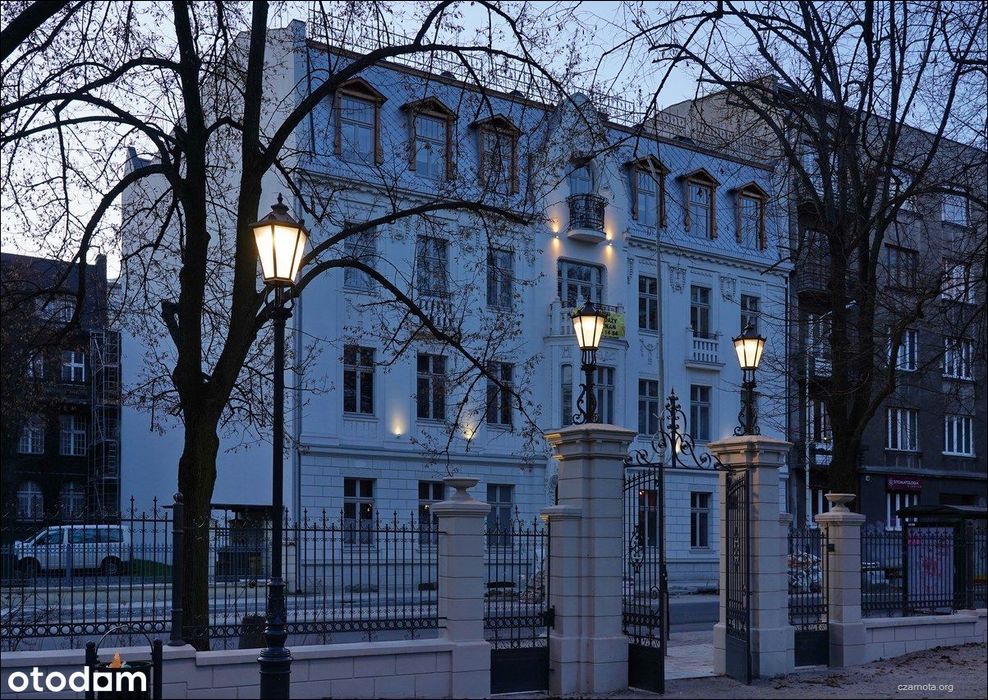 Wyjątkowe mieszkanie w sercu miasta – 49,49 m² w zabytkowej kamienicy