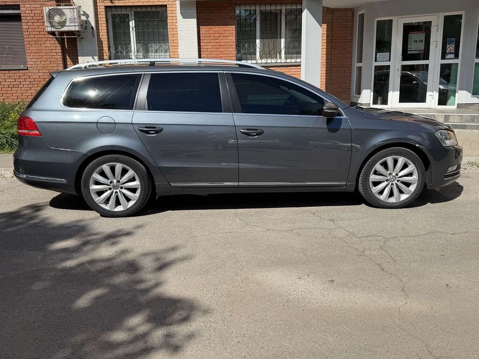 ПАСАТ  Б-7 2012р