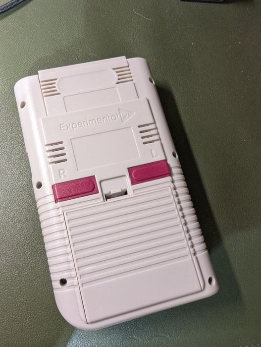 Raspberry Pi 4 кейс Gameboy