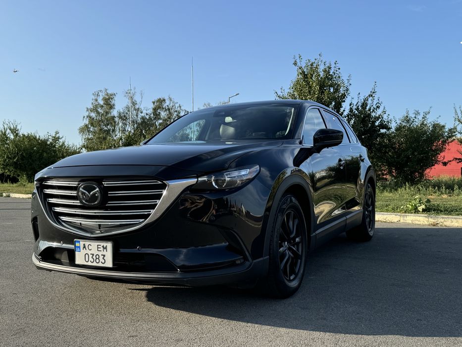 Авто технічно у гарному стані, пробіг близько 130 000 км (траса  за кордон). Візуально  бажано замінити передній бампер (в ціну враховано). 
Машина надійна,  не втоплена, зліплена   з трьох і по списку. 
Рік 2028, привід передній, двигун 2,5 турбобензин, 7 місць, стоїть гарна музика, плюс багато опцій типу дістроніка та бачення мертвих зон. 
Ціна вказана з урахуванням недоліків, так, машина не ринкова, але ви бачите реальну картинку, а не намальовану. 
Торг не пропонувати, послуги з продажу також.