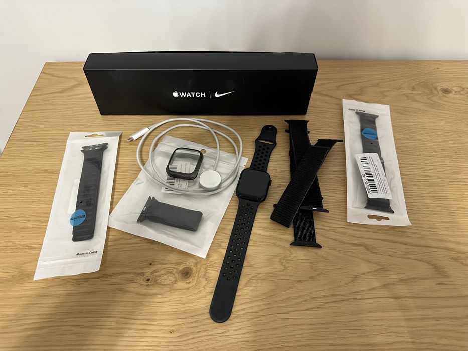 Apple Watch 7 Nike Cellular czarny 45 cm