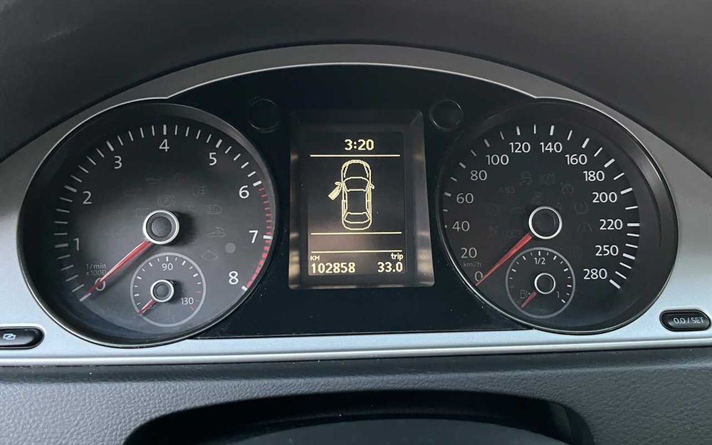 Volkswagen Passat 2011