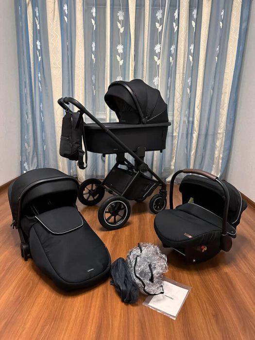 Продам коляску Carrello Ultimo - 2в1 (3в1) (с автокреслом)