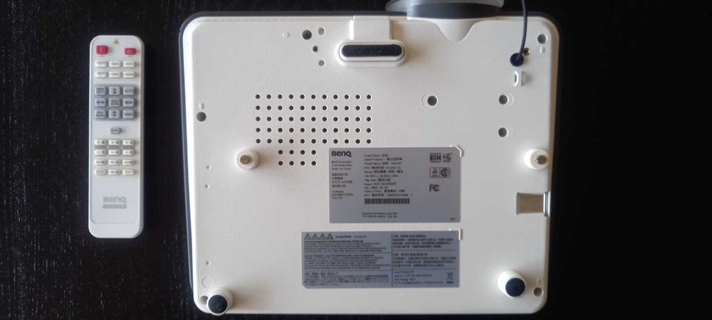 Projetor BENQ MX819ST XGA 3000 lúmens