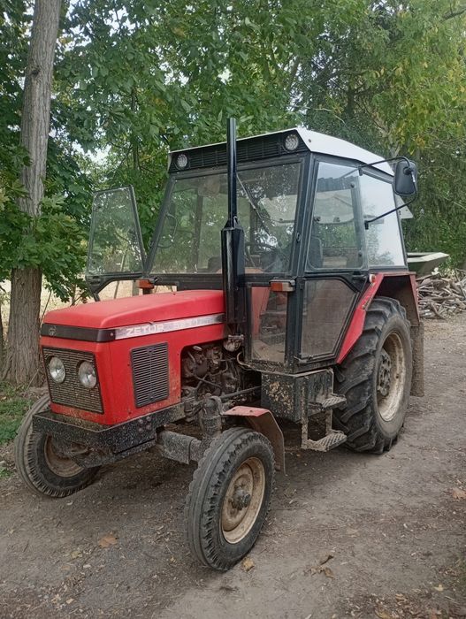 Ciągnik Zetor 5211