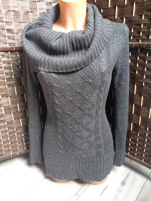 Sweter z golfem długi taliowany grafitowy rozm. S