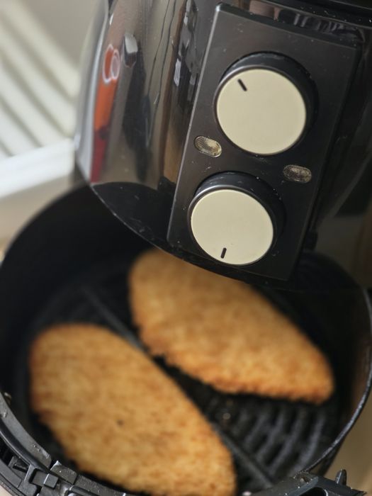 AirFryer - Fritadeira elétrica a funcionar perfeitamente