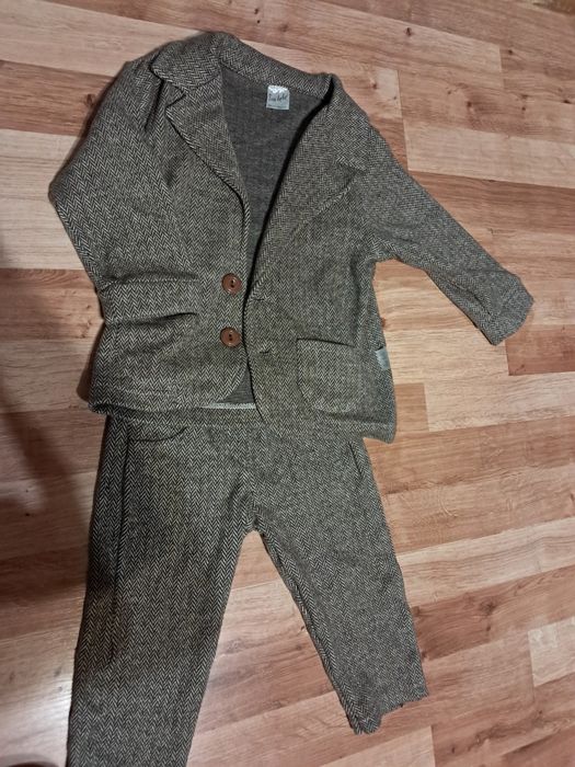 Śliczny komplet dla chłopca + Gratis koszula