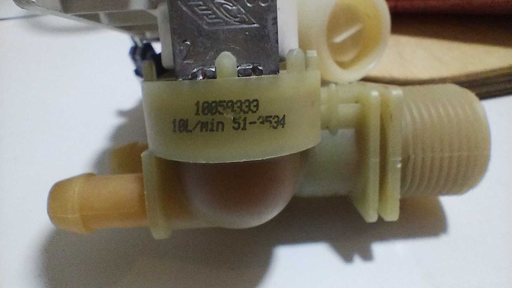 Клапан подачи воды, посудомоечных и стиральных машин.