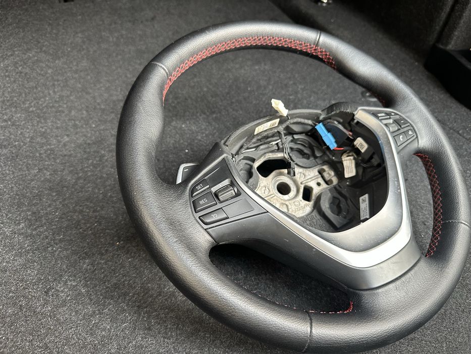 Спортивний  руль BMW F30
