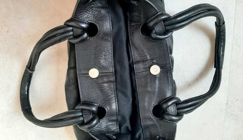 Mala artesanal, preta em pele, NOVA