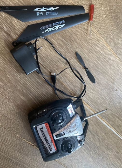 Helikopter FQ777