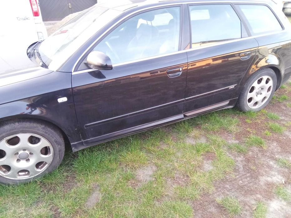 AUDI A4  B7 2,0tdi Kombi S-LINE