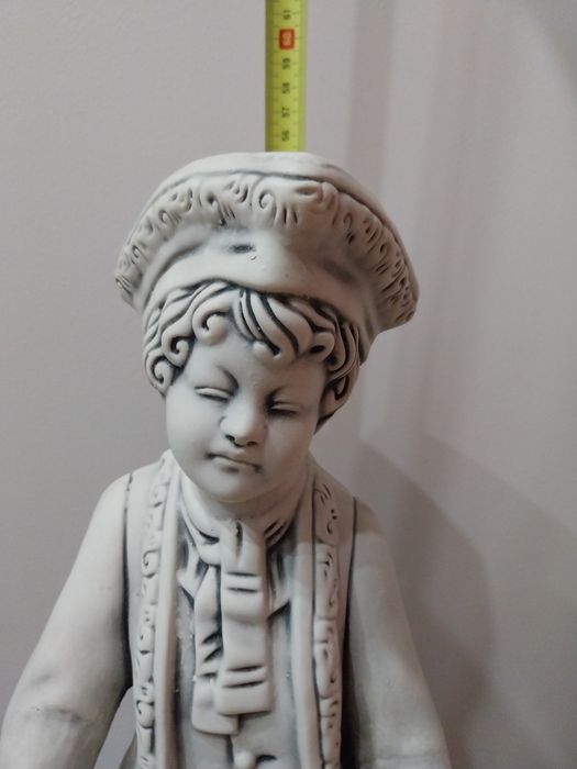 Estatueta louça "trovador"