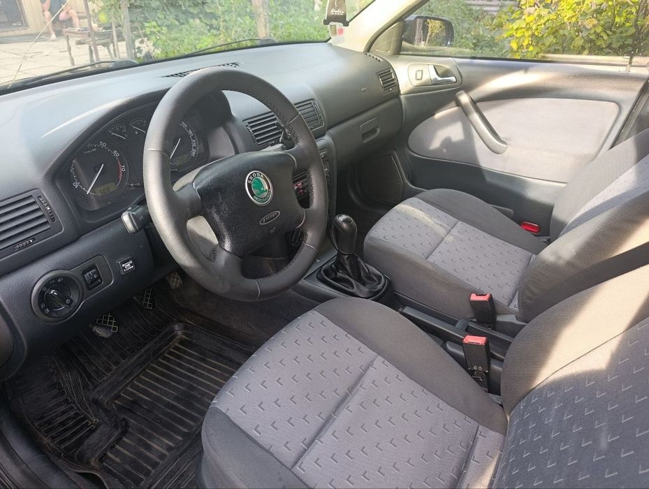 Skoda Octavia  tour 1.6 MPI / ГБО