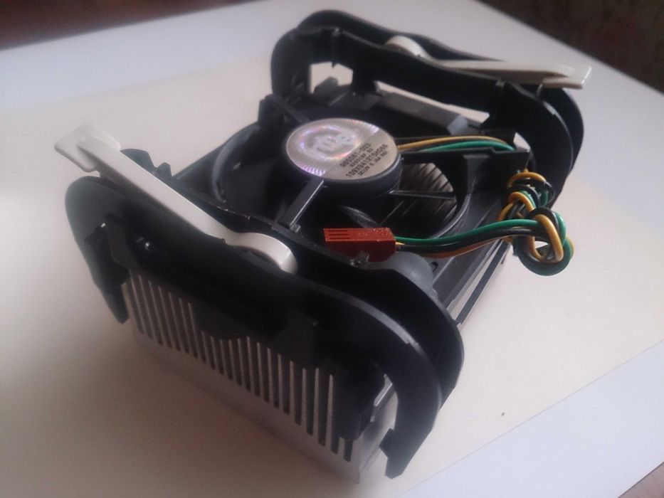 Кулер з радіатором