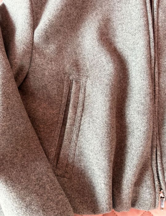 Новий бомбер Zara