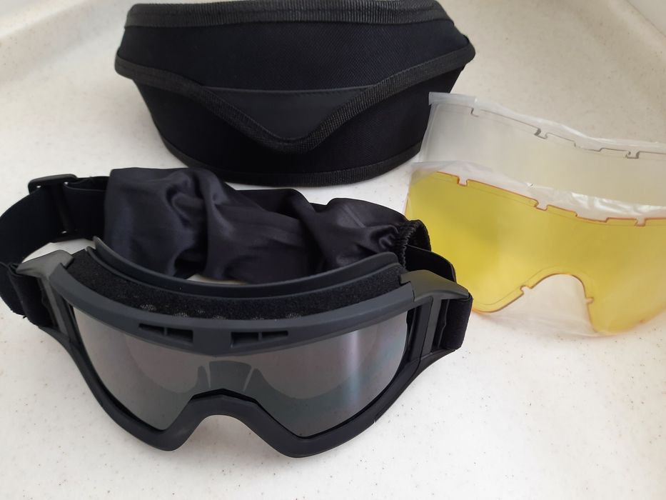 Тактичні окуляри військові