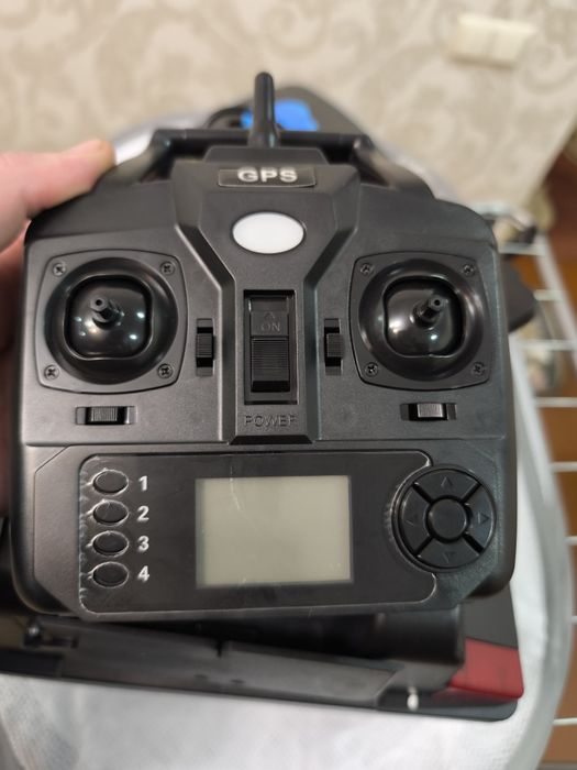 Кораблик з GPS V020 12000 mAh наявність в Україні. Прикормочный карпов