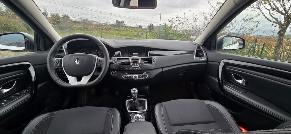 Renault Laguna Bose Edition 2.0 Full Extras