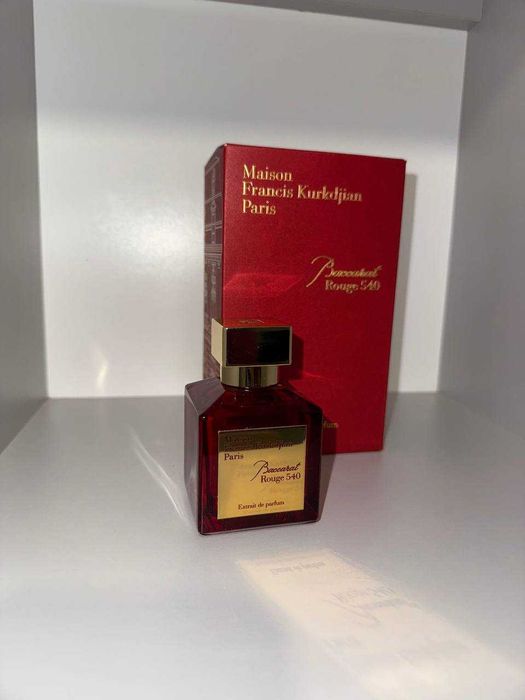Baccarat Rouge 540 Extrait de Parfum Maison Francis Kurkdjian 70 Ml