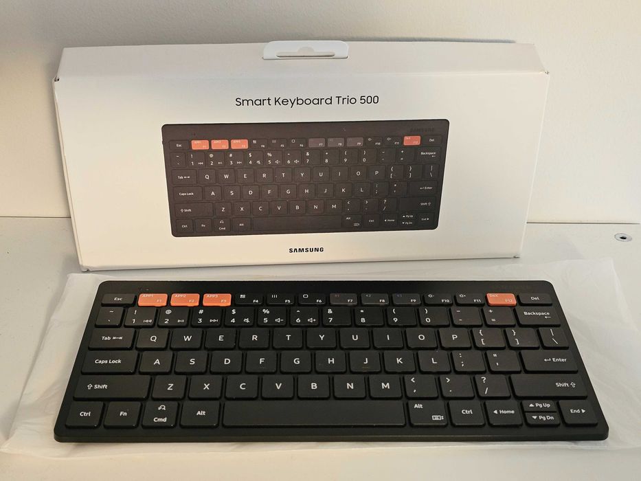 Klawiatura bluetooth Samsung Smart Keyboard Trio 500