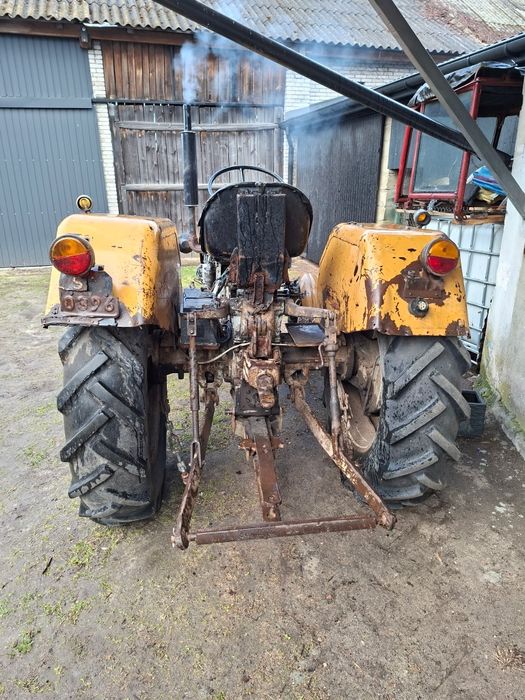 Ciągnik Ursus C-330