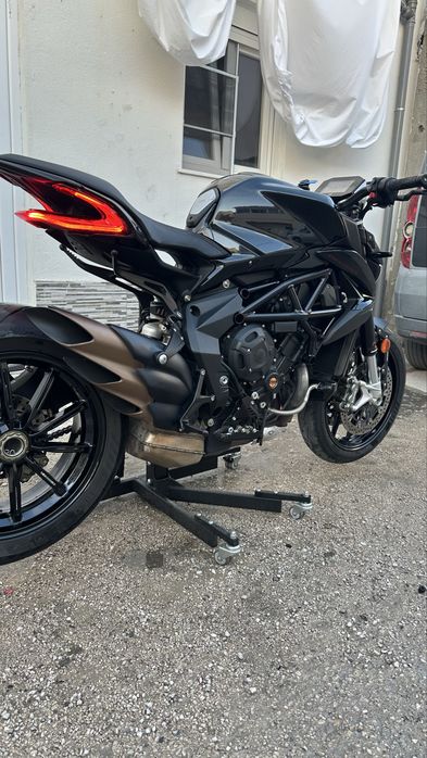 MV Agusta Dragster 800r 2025