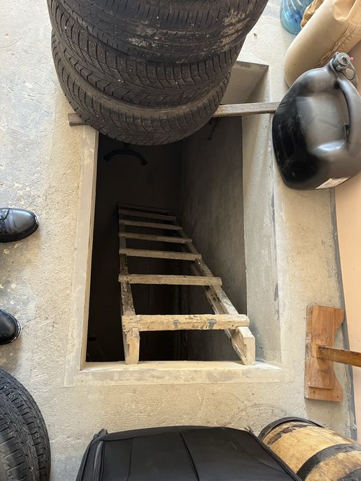 Продам капітальний гараж