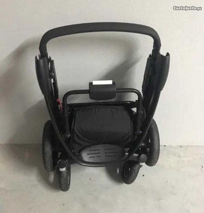 Carrinho de Bébé Confort + Cadeira-auto Cosi Rock i-S