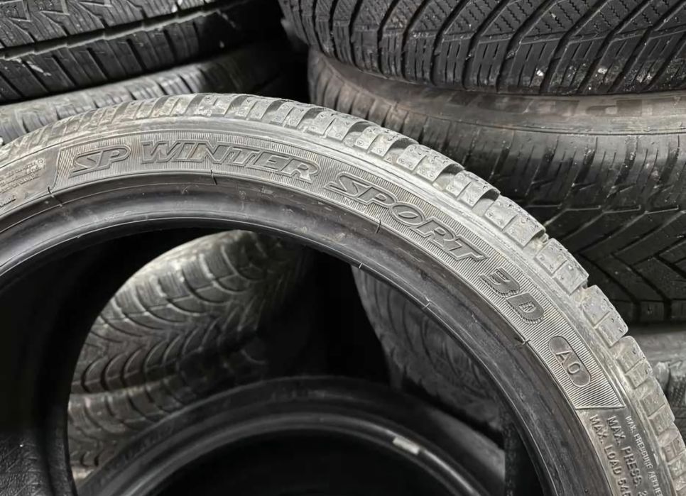 2x Dunlop 215 40 r.17, 2023, 6,9 mm