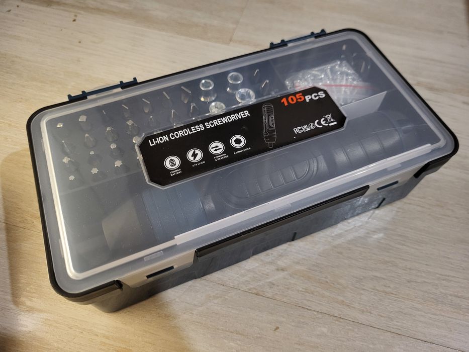 Универсальная аккумуляторная отвертка Электроотвертка