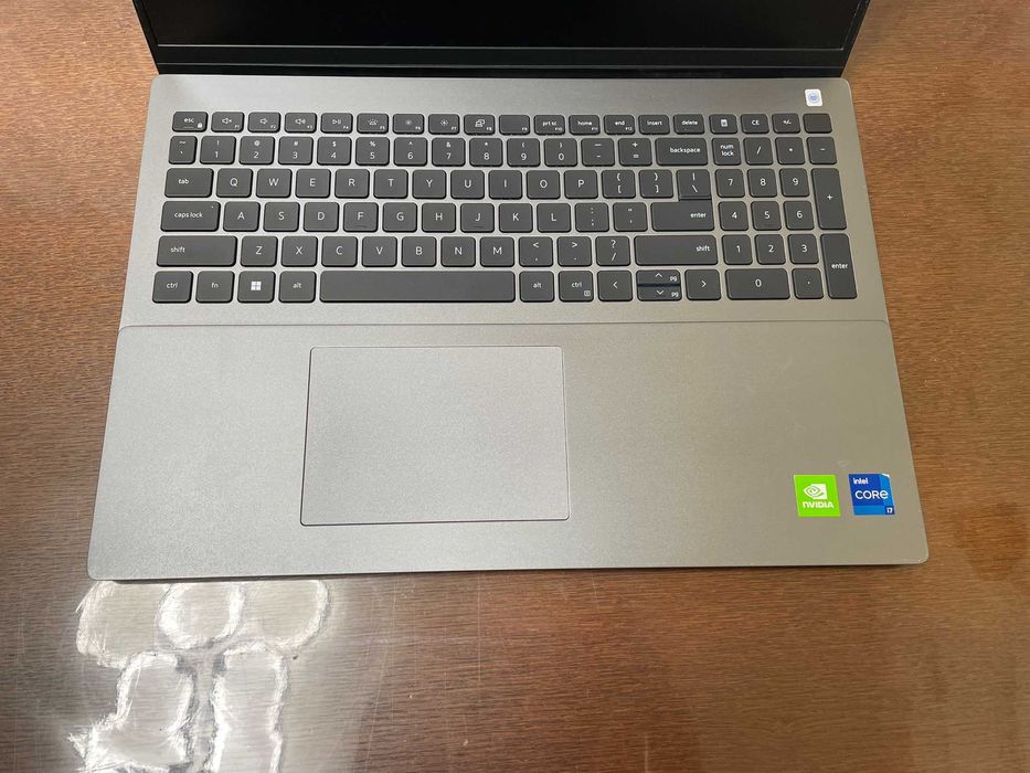 Ноутбук 16 FHD+ Dell Vostro 5620 (I7-1260P/16GB/SSD 512/MX 570)