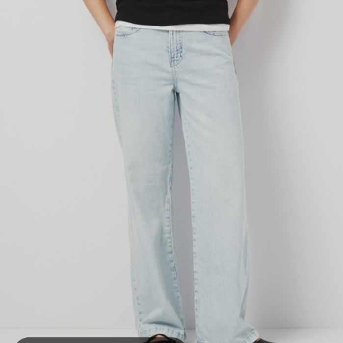 Жіночі джинси. Іспанія.