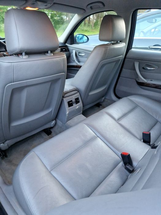 Sprzedam bmw e90 automat 2.0d