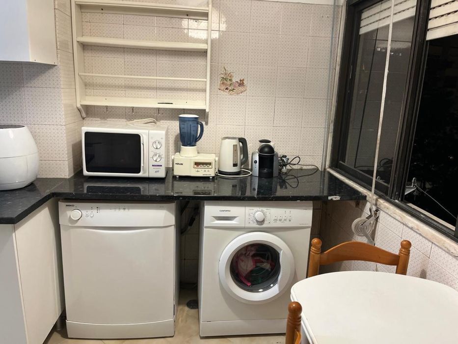 Aluguer de quartos proximo ao colombo
