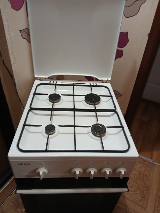 Korting печка газовая 4х комфорочная с духовкой