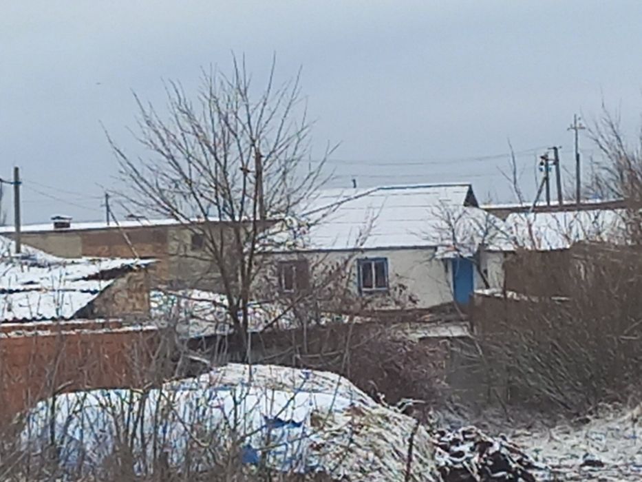 Комплекс з 6 госпорадських будівель с.Незабудка