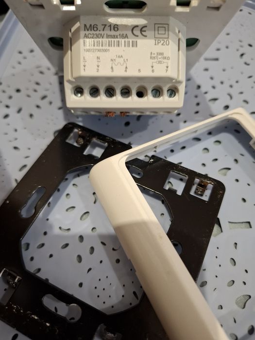 Терморегулятор HEAT PLUS