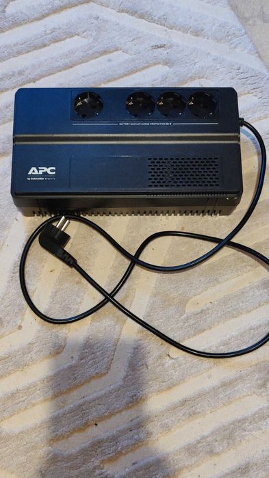 ДБЖ APC Easy UPS 800VA Schuko