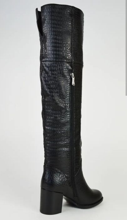 Зимние кожаные сапоги ботфорты  размер 38