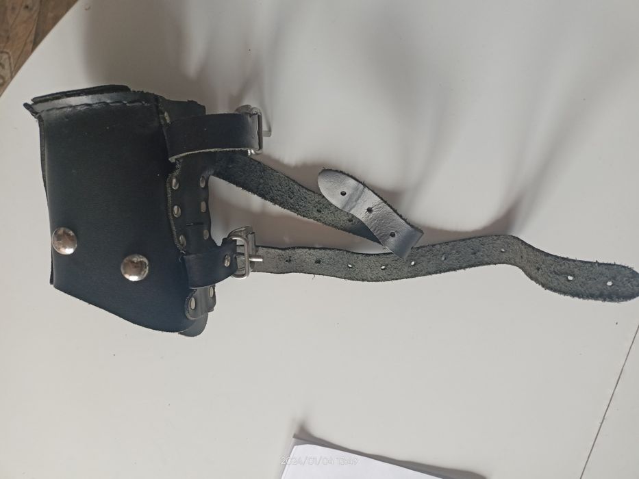 Uchwyt na napoje skóra