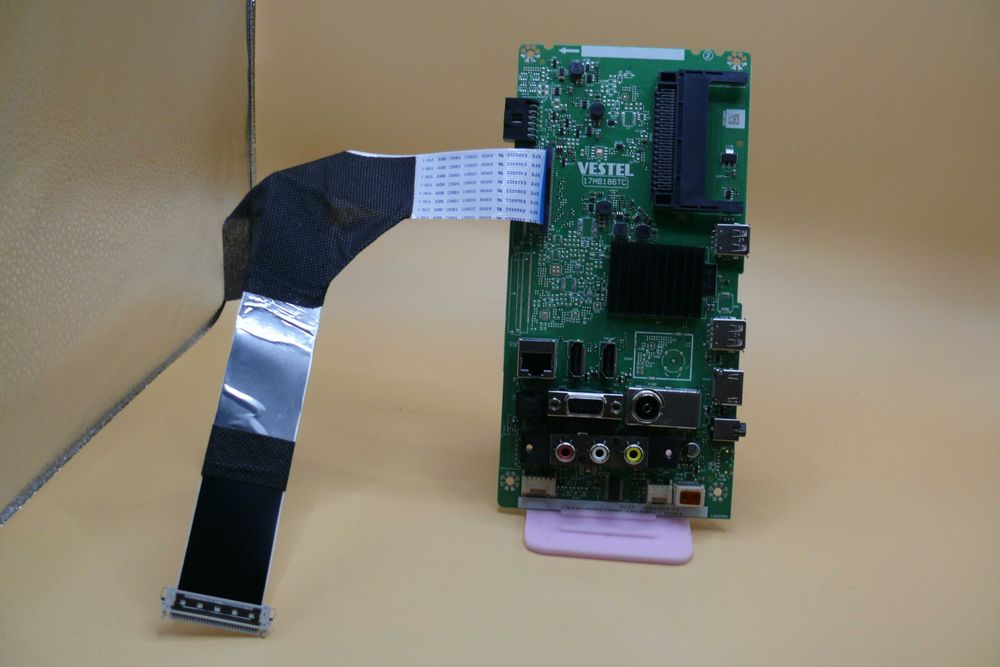 Placa mainboard Vestel 17MB181TC.