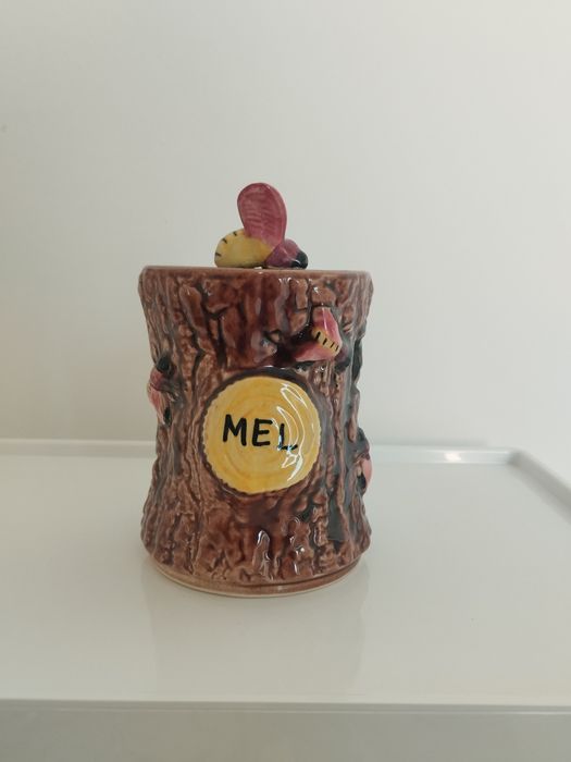 Pote de Mel em faiança portuguesa — F. Subtil