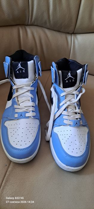 Jordan 1 Retro University Blue roz 43