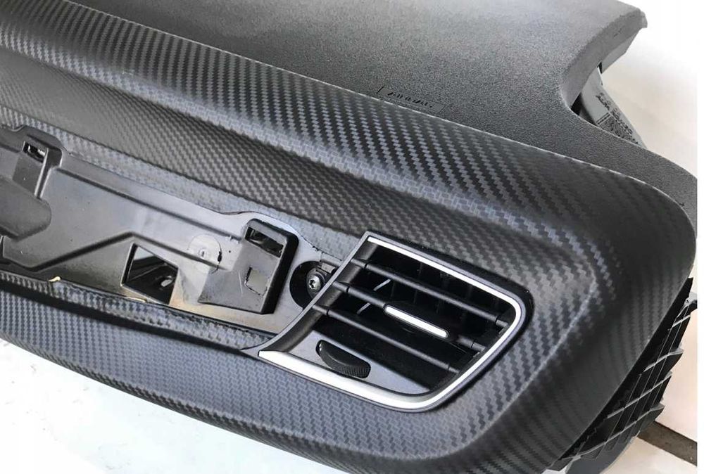 Alfa Romeo Giulietta dashboard airbags and seat belts