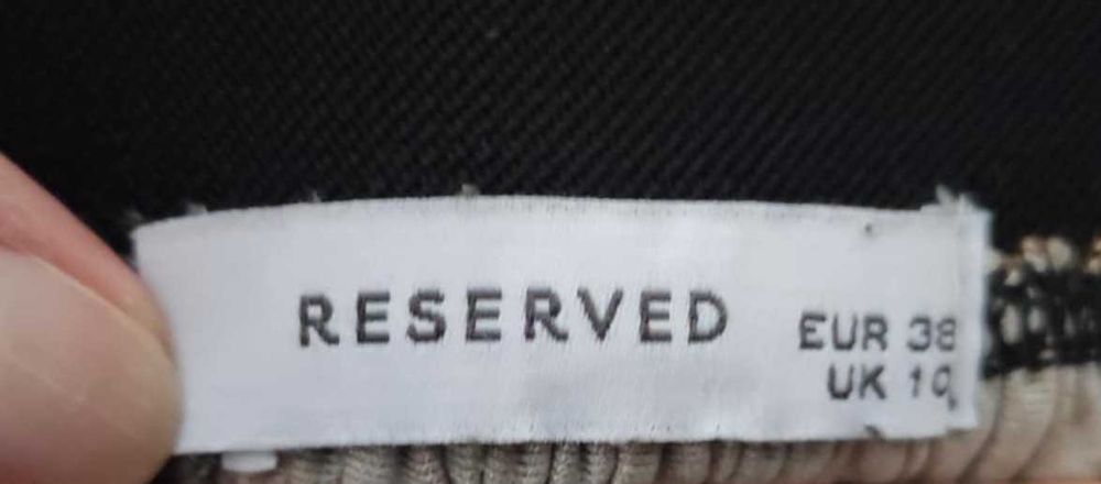 Spódnica w paski z Reserved