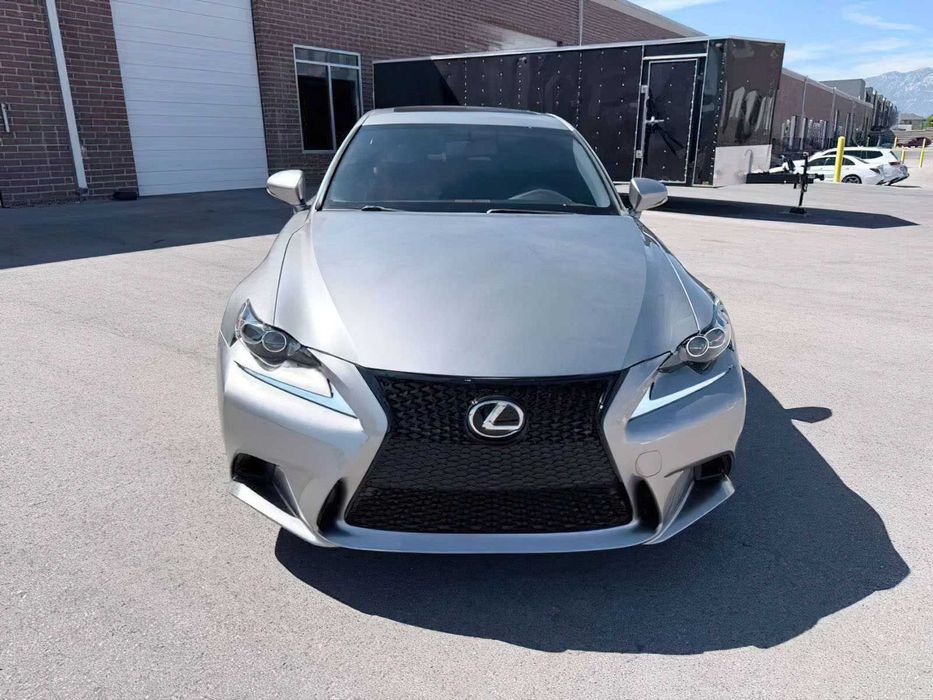 Lexus IS 300      2016