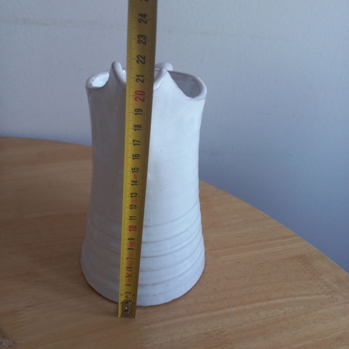 Jarro de cerâmica 21x13cm branco