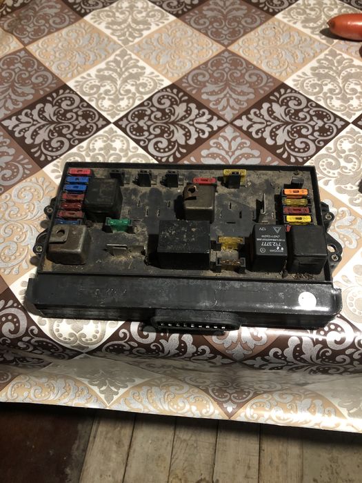 Блок запобіжників ваз 2105, 2104, 2107 євро 2108 2109